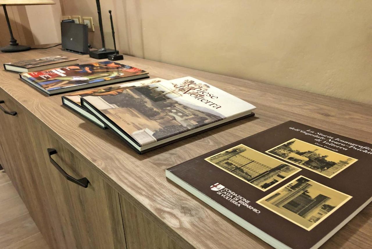 Suite Apartment Castello 渥尔特拉 外观 照片